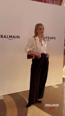 emmabrookes - Like me shaking my huge ass in your face?