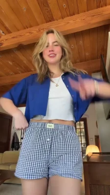 emmabrookes - Dont play with this ass 😈