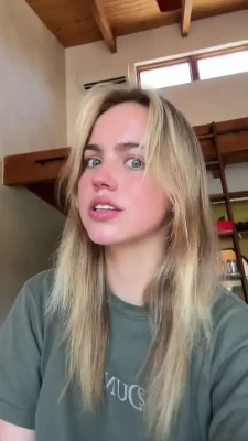 emmabrookes - Too many choices hey! 😜 lick suck fuk mmmm! 😃 ya welcome