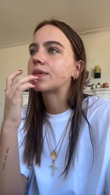emmabrookes - When your booty started to Grow up and doesn't fit in your leggins
