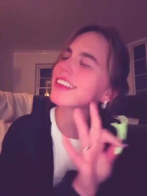 emmabrookes - 🚨 FUCK IT.IM GOING LIVE AT 11PM 🚨 YOU GOT 30 MINS TO GET READY