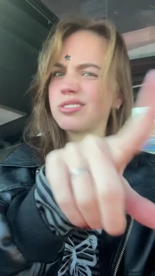 emmabrookes - . Want Premium Video? 👉 https://onlyfans.com/786373905/shinen .