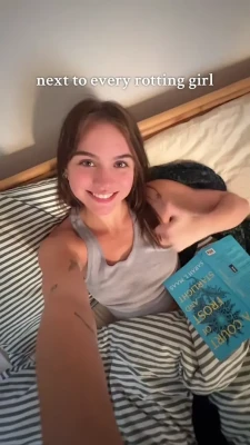 emmabrookes - I need you all to go follow my free Onlyfans page