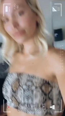 krischelle - Who here would eat this cake?