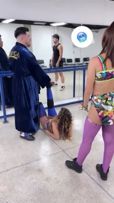 wanessa - Who’s biting first, me or you?
