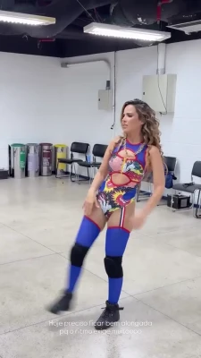 wanessa - Right there, do what you have to do! Bem aí, faça o que vc tem que