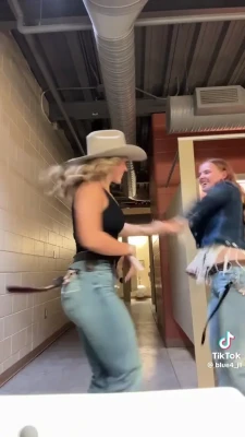 blue4_j - Happy Friday! Here’s a little fun video I took with my bestie