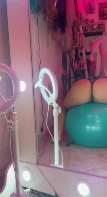 shadendferraro - I’m so wet 🤤