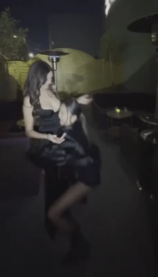 nina - Double Valentina?🤔😋😋🫠