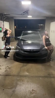 theswagbros777 - I think I’m gonna let my titty pop out😳