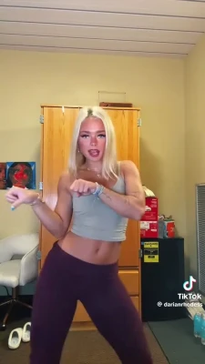 darianrhodestf.2025 - Slide a finger in my ass while you put that dick in