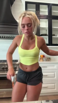 darianrhodestf.2025 - How bad do you want to see my boobs on this Titty Tuesday 🔥