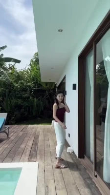 mung.yu - Wanna see more?