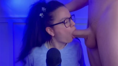 angelicasgrasss - I think we should do a lunchtime special. What do you think? Send me