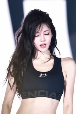 aespa_official - 5 more mins please