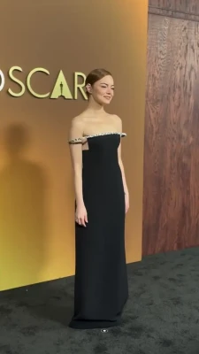 emmastone - Roadside titties