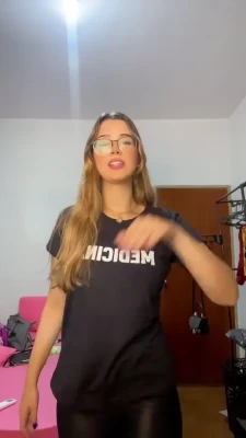 opsslice - Estoy solita y muy caliente en casa papi🔥💦 Dm🎁