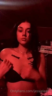 buffalo_716_wny_onlyfans - I'm sweet like a candy cane!