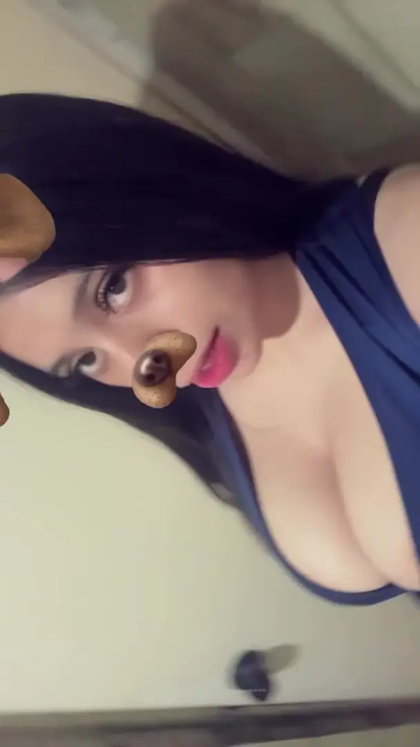 lexy.ng6 - Pretty girls shouldn’t have to take their sweaty boots off.