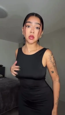 becaa_barreto - I am once again posting tiddies at 1:30 am