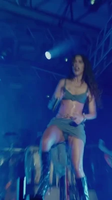 amarinasena - A little retro pic that doesn't break the censors ;)