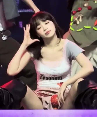 _chaechae_1 - Posting a new video this weekend with one of my favorite porn stars part 1
