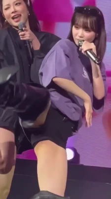_chaechae_1 - Stockings, huh? Well, here's a little teaser for you to enjoy.