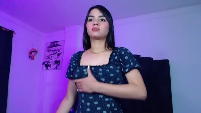ariel_zeo1 - Are you still awake? Im so horny right now 🤫😩