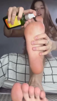_temikmiu_ - Look how pretty I look eating cum off my face 🥰💦