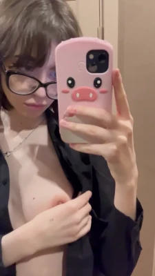 yoursmalldoll - Imagine walking into a business meeting and this is what you see 😏