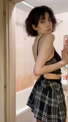 yoursmalldoll - Wanna see my asshole and cum with me? 😈💋🥵 I´m ONLINE love