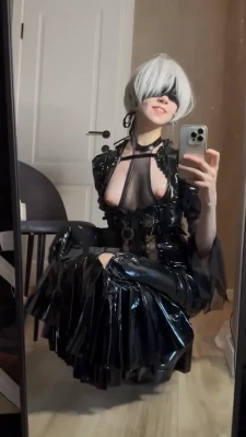 yoursmalldoll - Daily post - Hips and tiddies