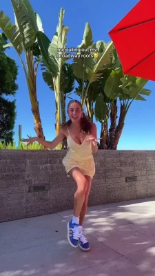gianna - I love swimming naked, should I lose the bottoms? 😏
