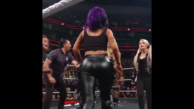 wwe_bayley - Hop hop hop