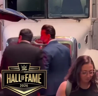 wwe_bayley - Side profile