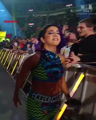 wwe_bayley - What’s your Saturday evening pan? 💭
