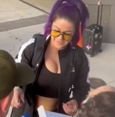 wwe_bayley - Rico rico 😈 a quién le interese el video completo de cómo me
