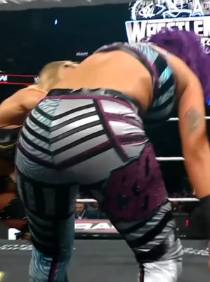 wwe_bayley - Everyone's house has chairs, but for some reason there are no poufs,