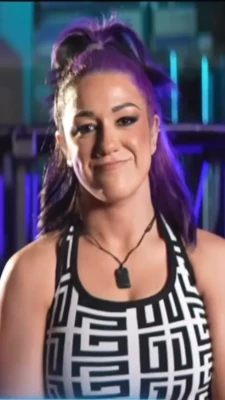 wwe_bayley - wet n shaved pussy <3
