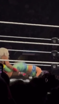 wwe_bayley - good morning hehe 😘