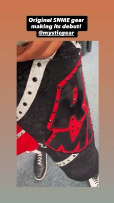 wwe_bayley - Doing voice audio dick rates for $15 if you want one ;)