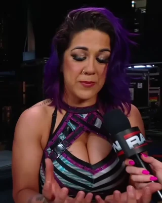 wwe_bayley - A big boy with a big dick 😉🍆💦