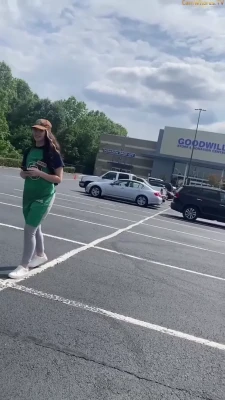makenapierxoxo - If I throw it back can you catch it 🤭