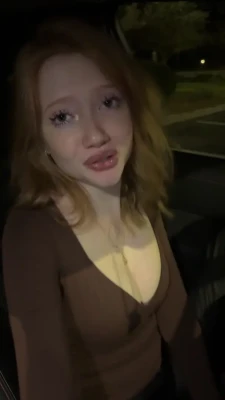 kelly - Well I'm fully freaking out now... I'm in 2nd place in this contest