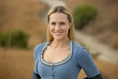 evan_rachel_wood - Anyone a fishnet fan? Happy Hump Day!