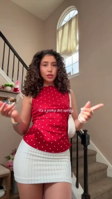 theisabellaferreira - Take it off!