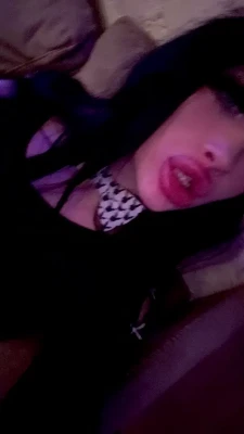 eva_u_tits