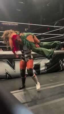 wwe_zaria - Random booty