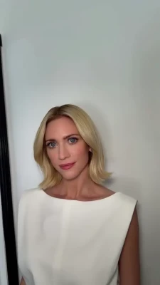brittanysnow - Wish I was in ur bathroom 😝