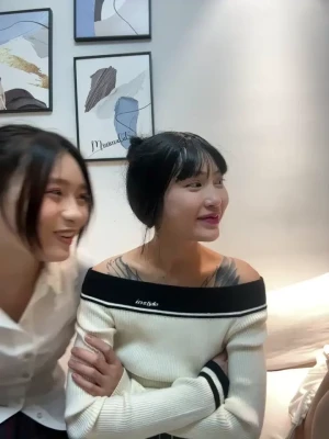 202509yoyo - I absolutely love my juicy boobs 😈